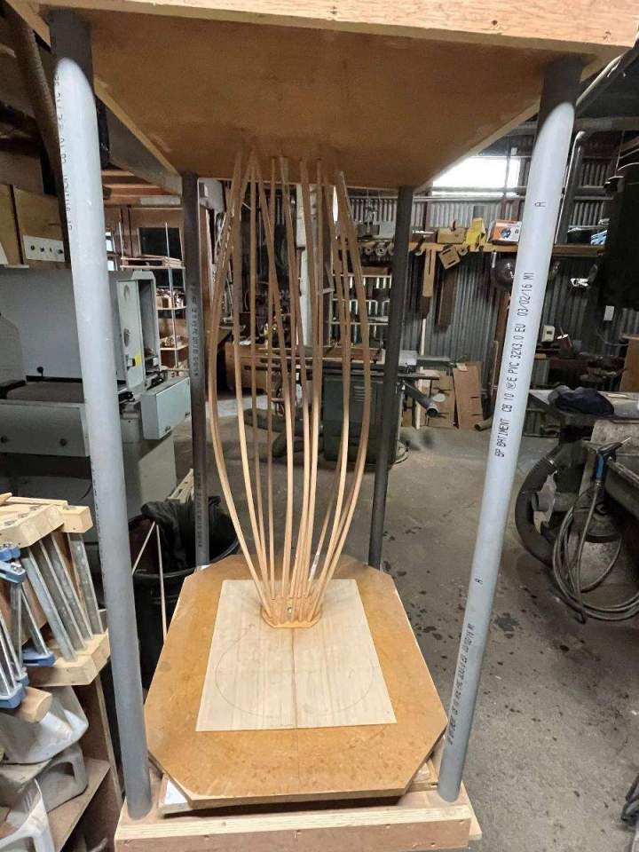 Fabricant contrebasses Le Tampon