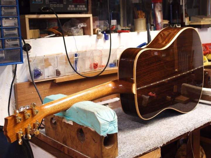 Fabricant guitares Le Tampon
