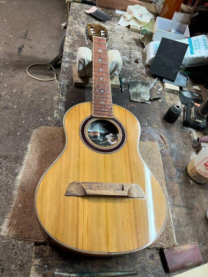 Location de guitares Le Tampon